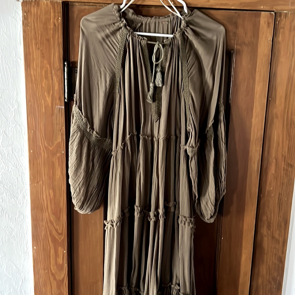 FREE people long dress. Size medium.